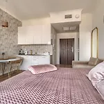 Apartamento Hanza Tower 1412 *
