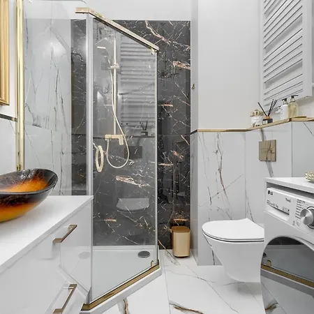 Hanza Tower 1412 슈체친