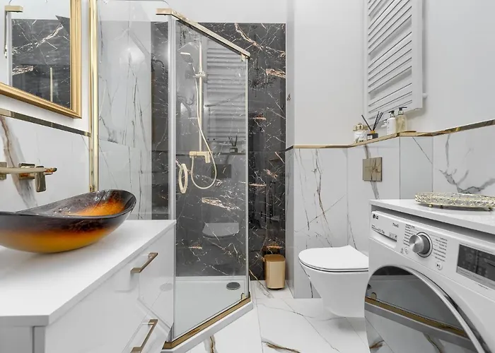 Hanza Tower 1412 シュチェチン